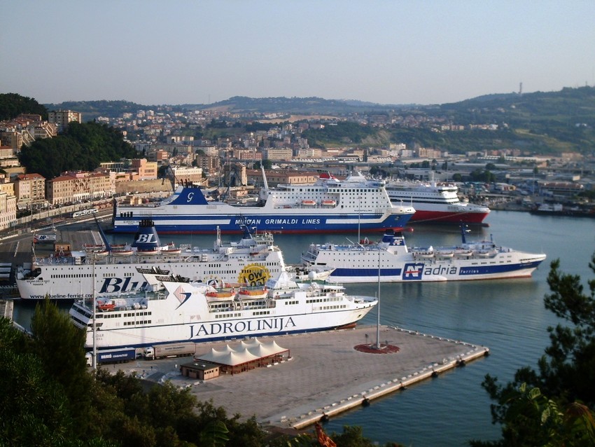 Traghetti Ancona Croazia