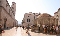 Dubrovnik lo Stradun